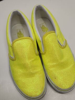 Vans Kids Slip-On Sneakers in Sparkling Neon Yellow Size 7